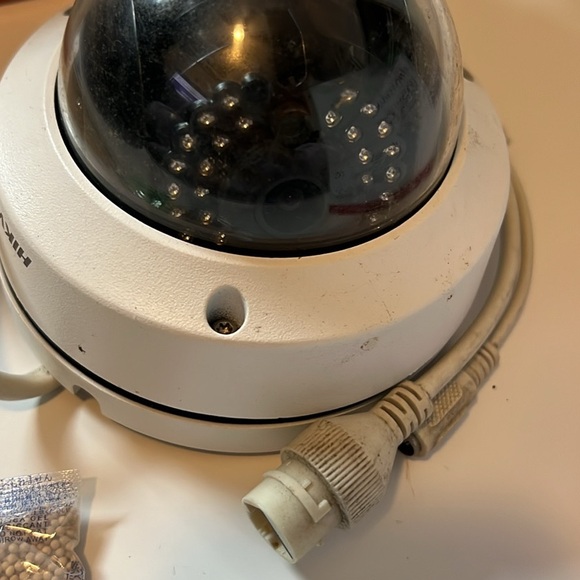 Hikvision White Dome Surveillance Camera with IR LEDs-  2 - Picture 6 of 7